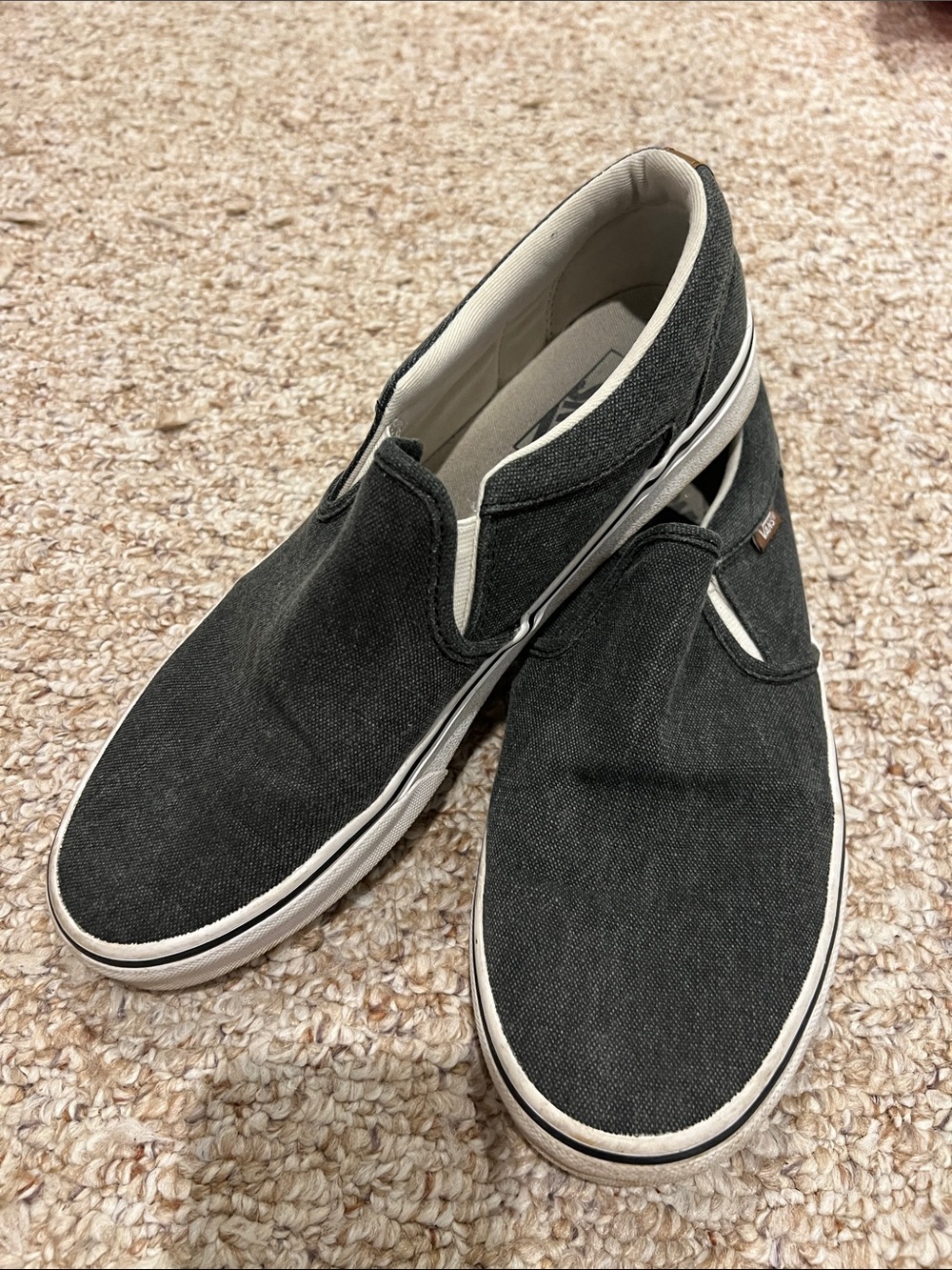 Men's Slip-On Canvas Vans in dark gray